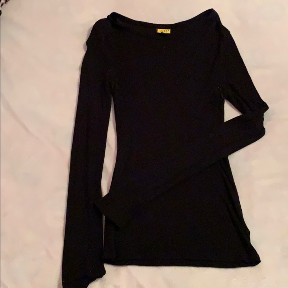 black long sleeve top